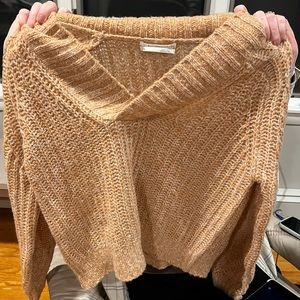 XS v-crew neck sweater